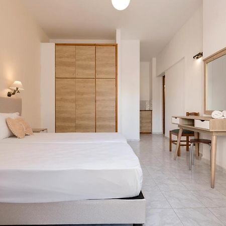 Holidays Studios & Apartments 라가나스 외부 사진