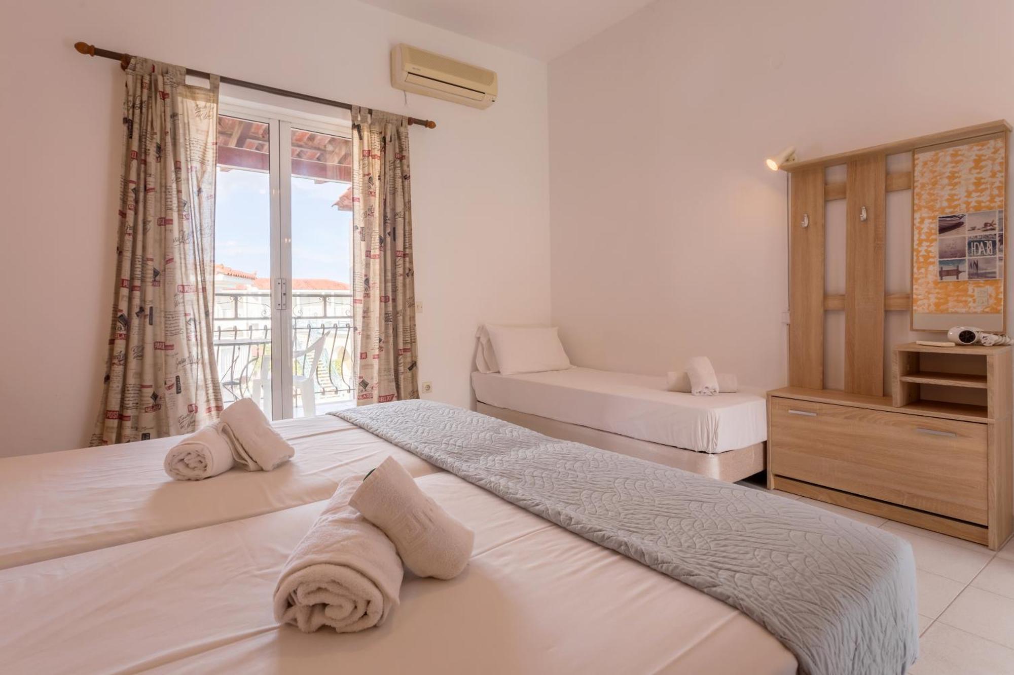 Holidays Studios & Apartments 라가나스 외부 사진