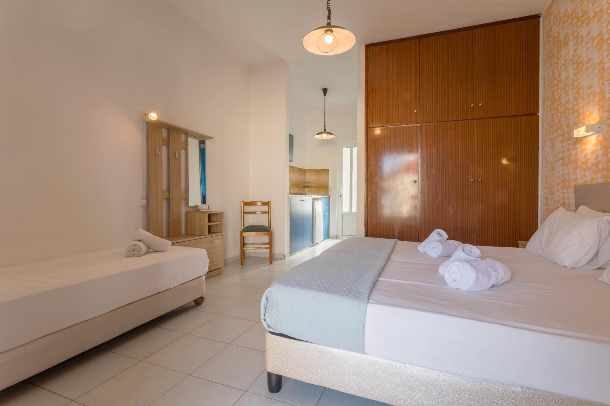 Holidays Studios & Apartments 라가나스 외부 사진