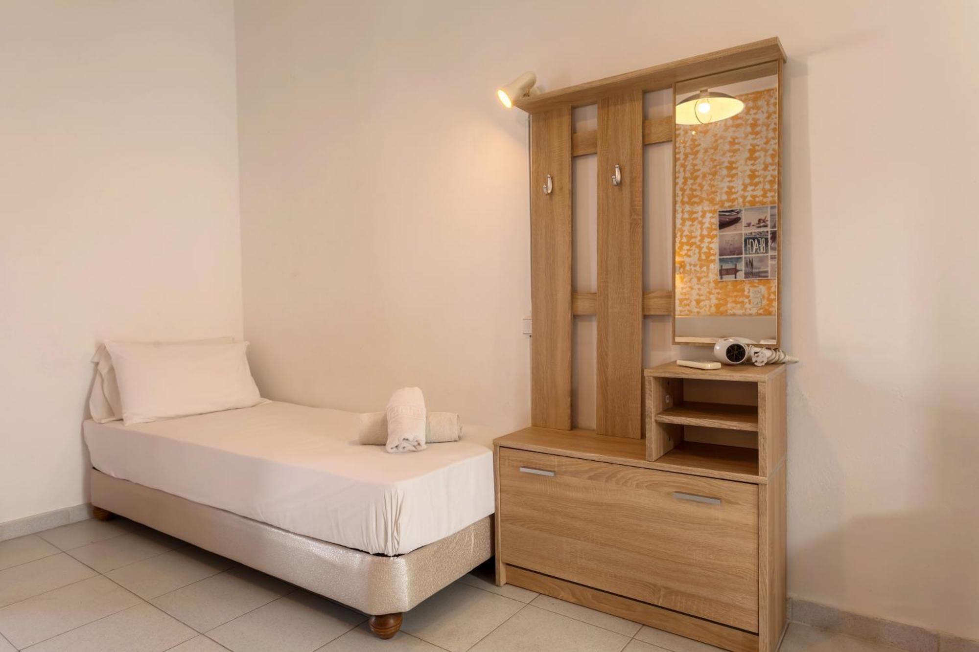 Holidays Studios & Apartments 라가나스 외부 사진